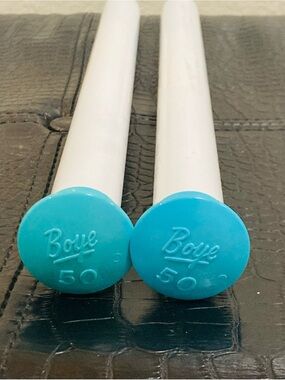 Boye Size 50 Straight Knitting Needles‎ with Turquoise Caps
